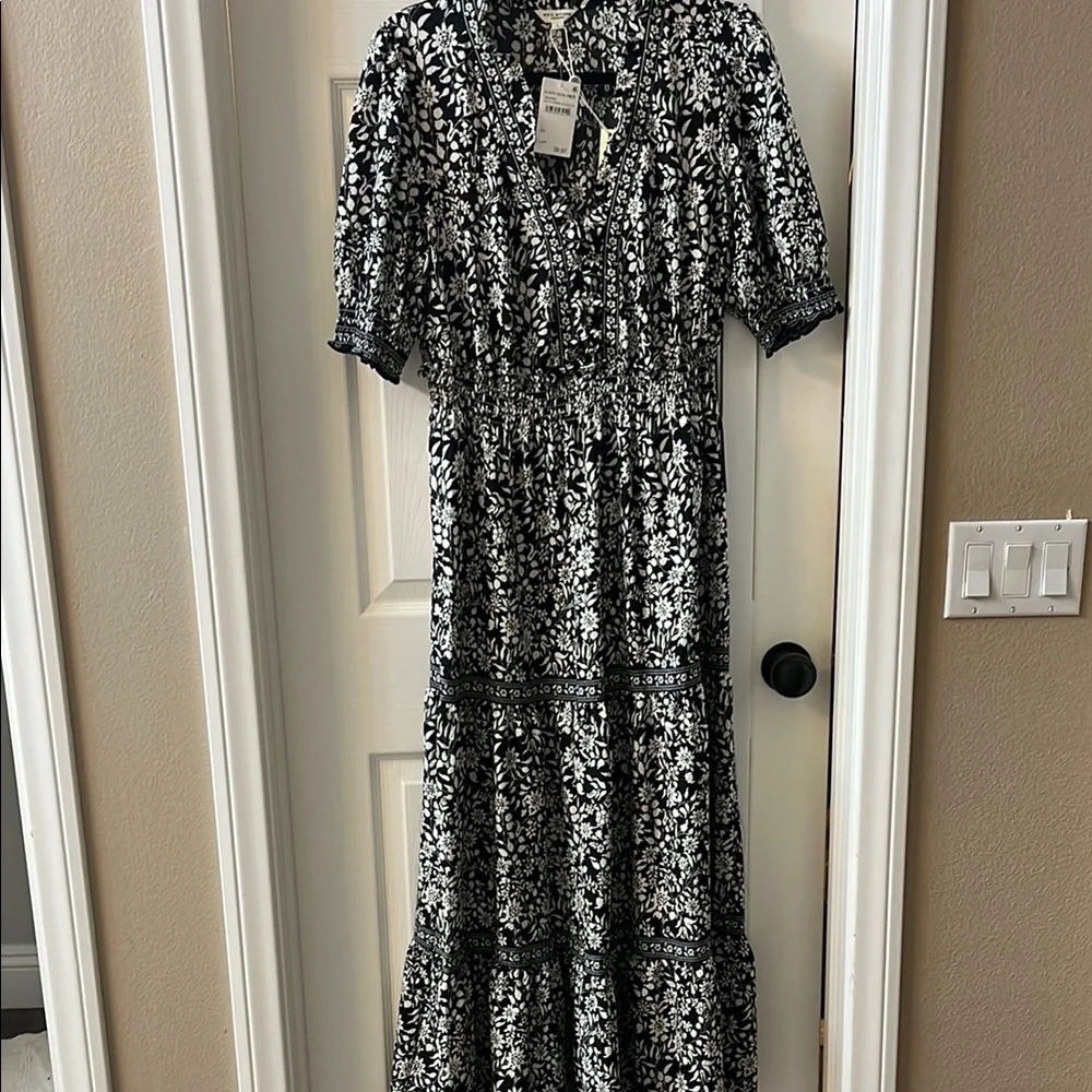 Max Studio Floral Black and White Maxi Dress brand new with tags. dress - Picture 1 of 5